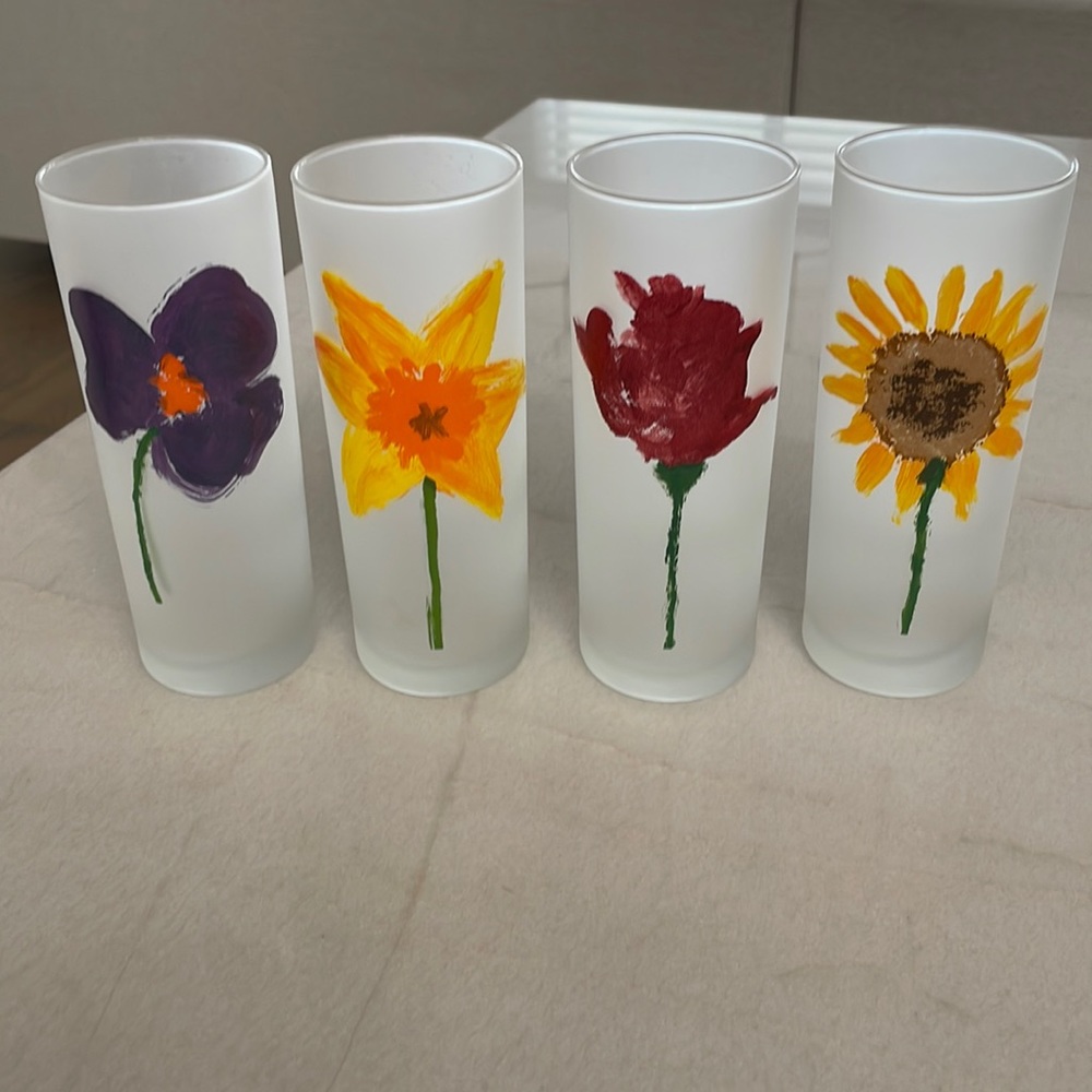 Like new- Hand painted drinking glasses